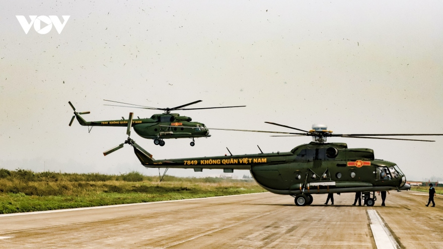 Air force practices in celebration of 70th anniversary of Dien Bien Phu victory